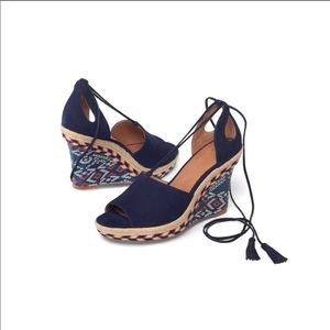 Cabi #6001 Isla Wedge, Size 8 NWOT